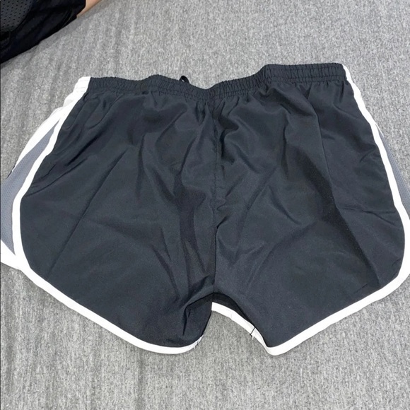 🖤🤍SOLD🤍🖤 - Picture 3 of 5